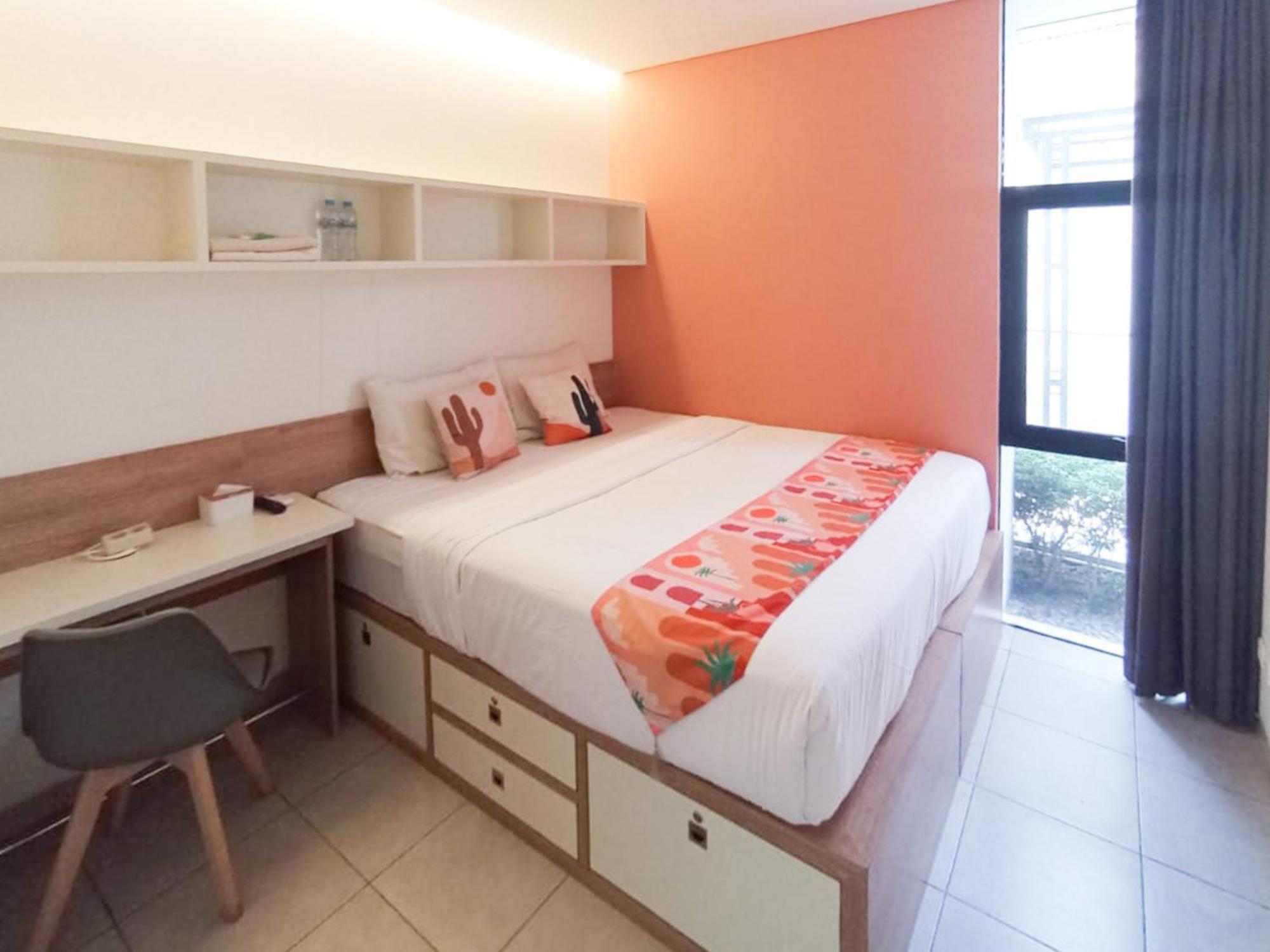Hotel Ofo Kost Premium Kampung Inggris Pare Syariah Mitra Reddoorz Exterior foto