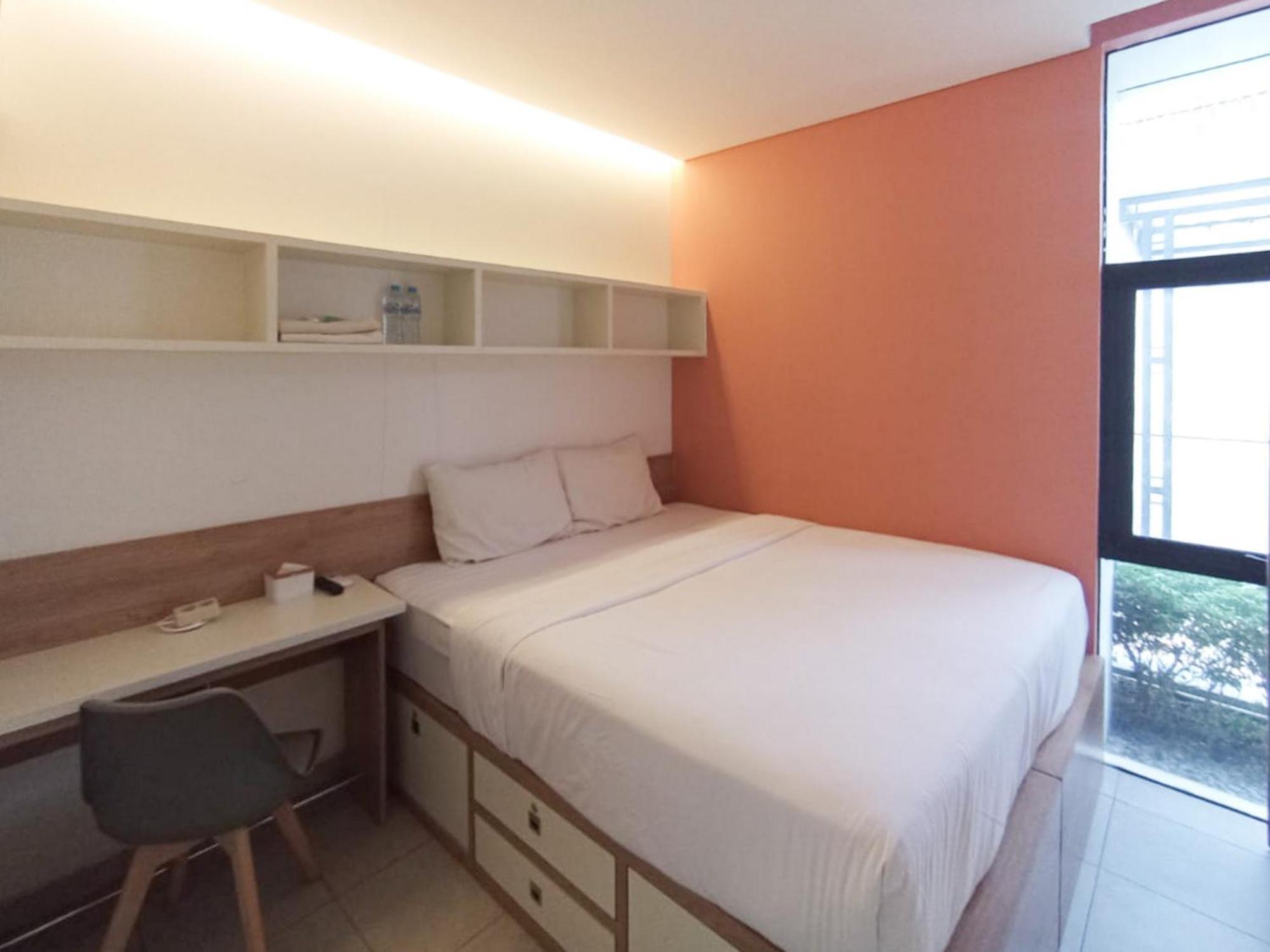 Hotel Ofo Kost Premium Kampung Inggris Pare Syariah Mitra Reddoorz Exterior foto