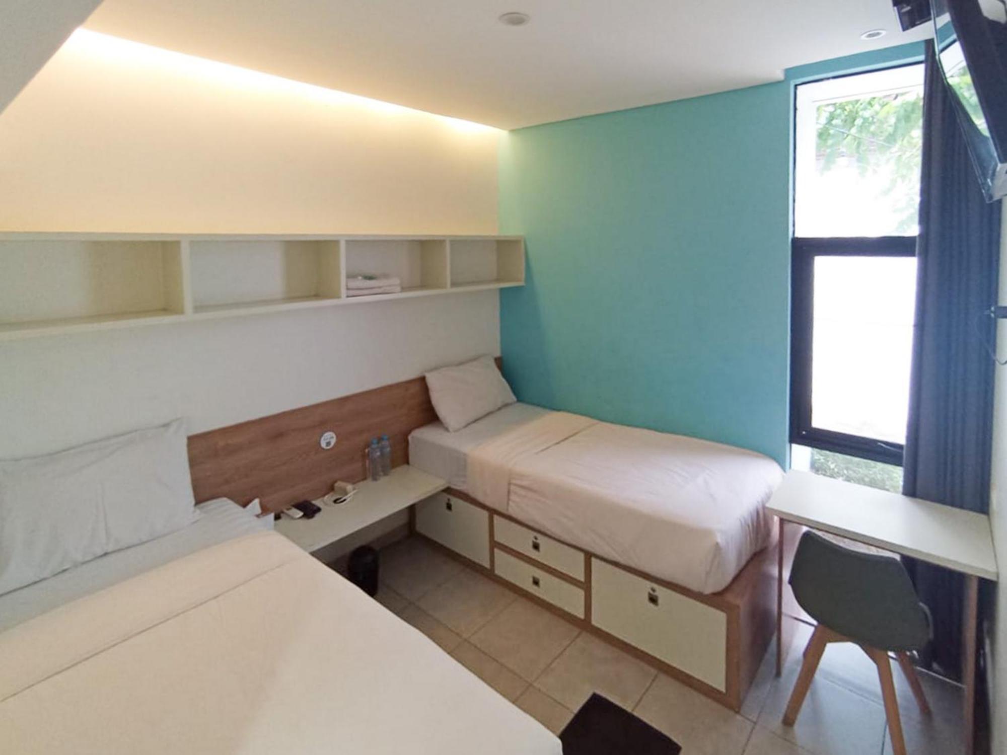 Hotel Ofo Kost Premium Kampung Inggris Pare Syariah Mitra Reddoorz Exterior foto