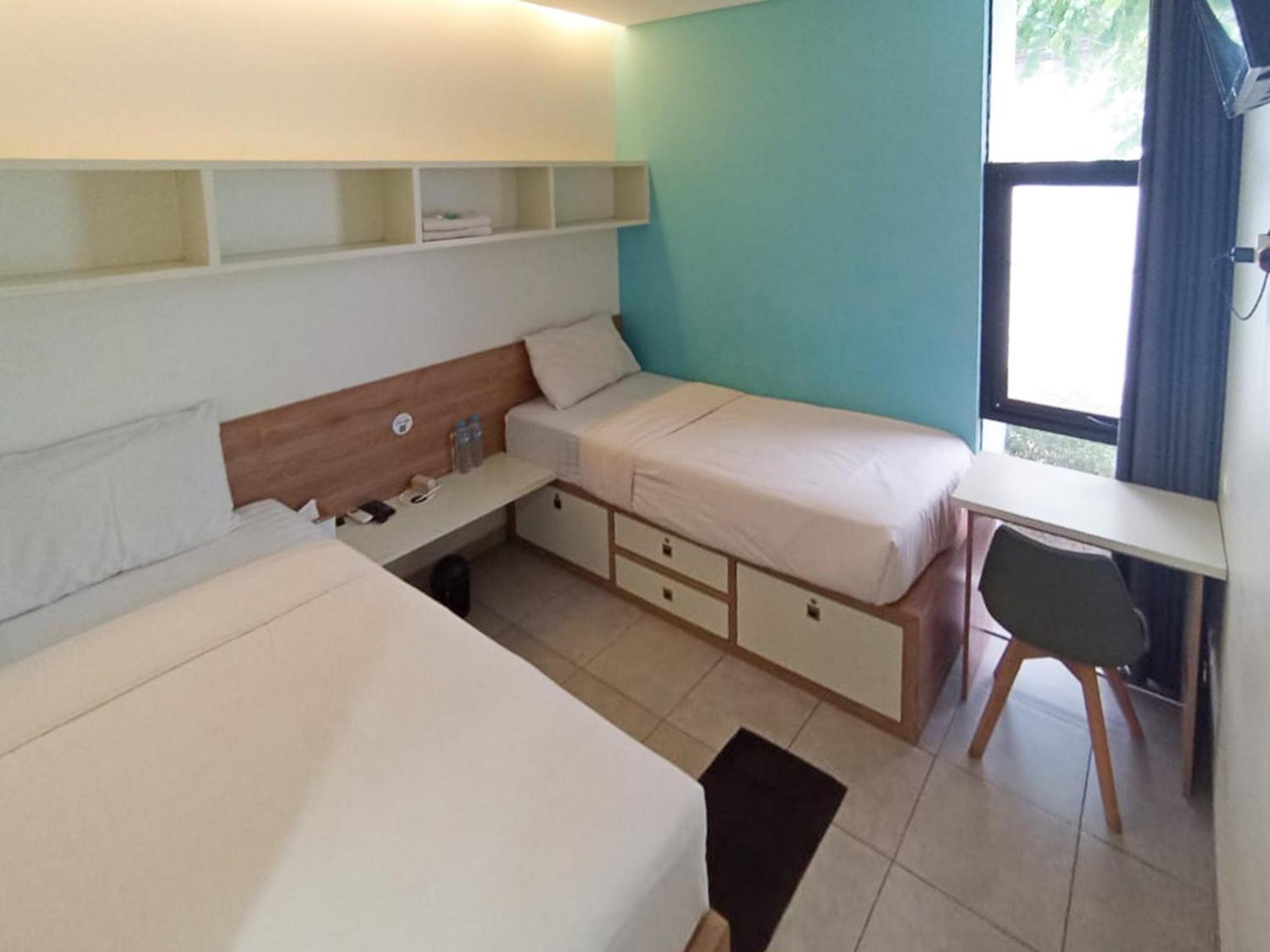 Hotel Ofo Kost Premium Kampung Inggris Pare Syariah Mitra Reddoorz Exterior foto