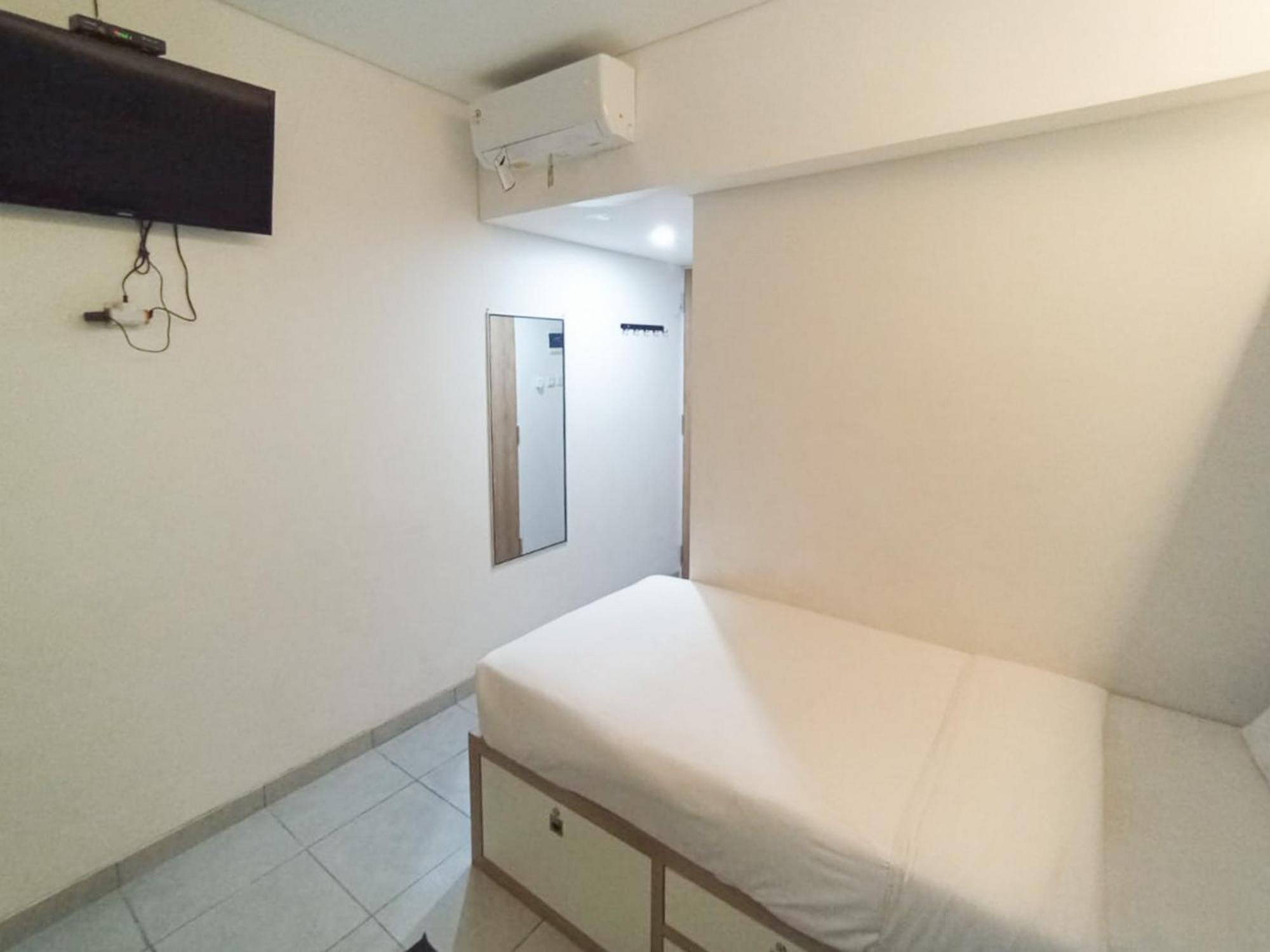 Hotel Ofo Kost Premium Kampung Inggris Pare Syariah Mitra Reddoorz Exterior foto