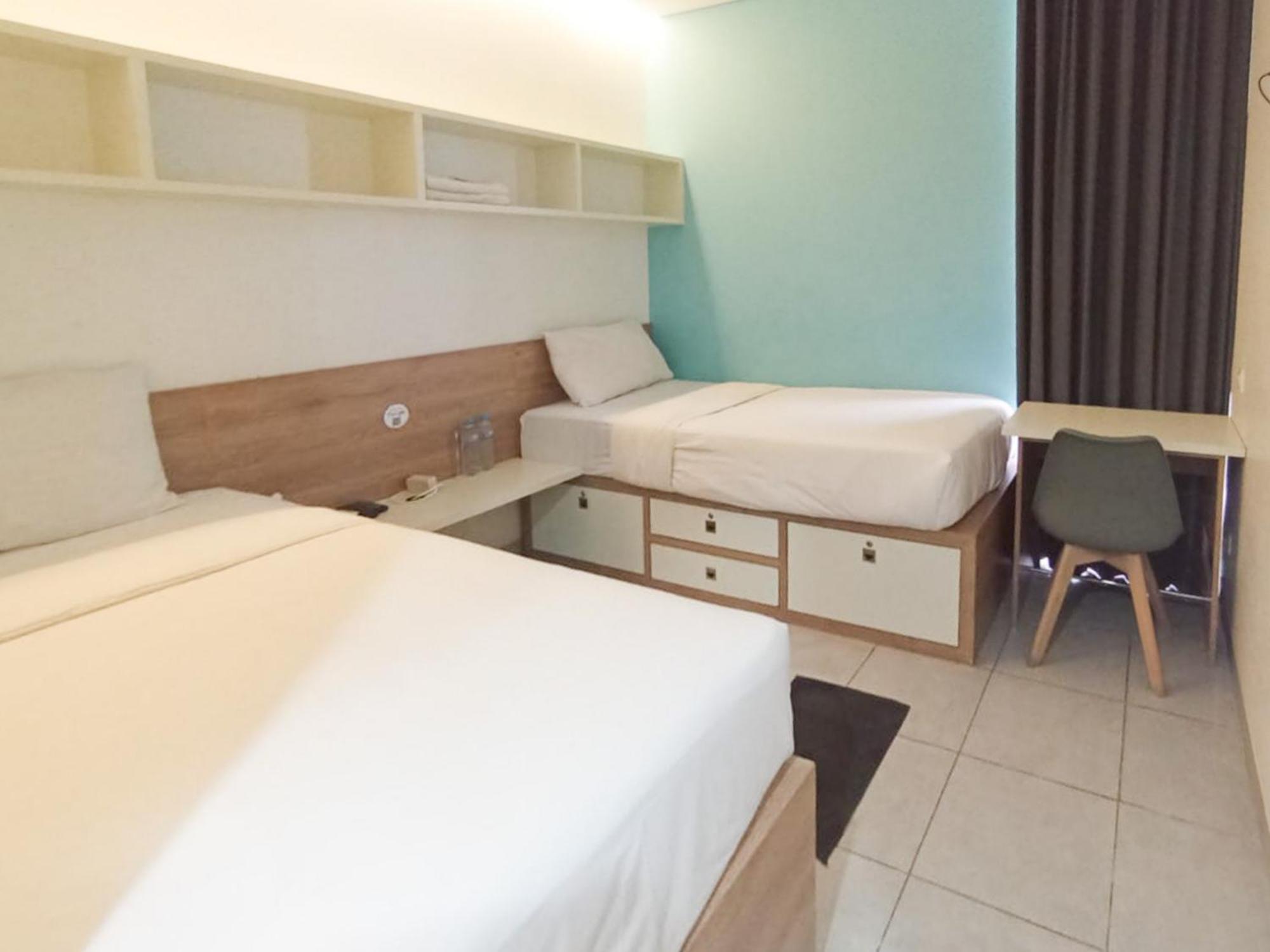 Hotel Ofo Kost Premium Kampung Inggris Pare Syariah Mitra Reddoorz Exterior foto